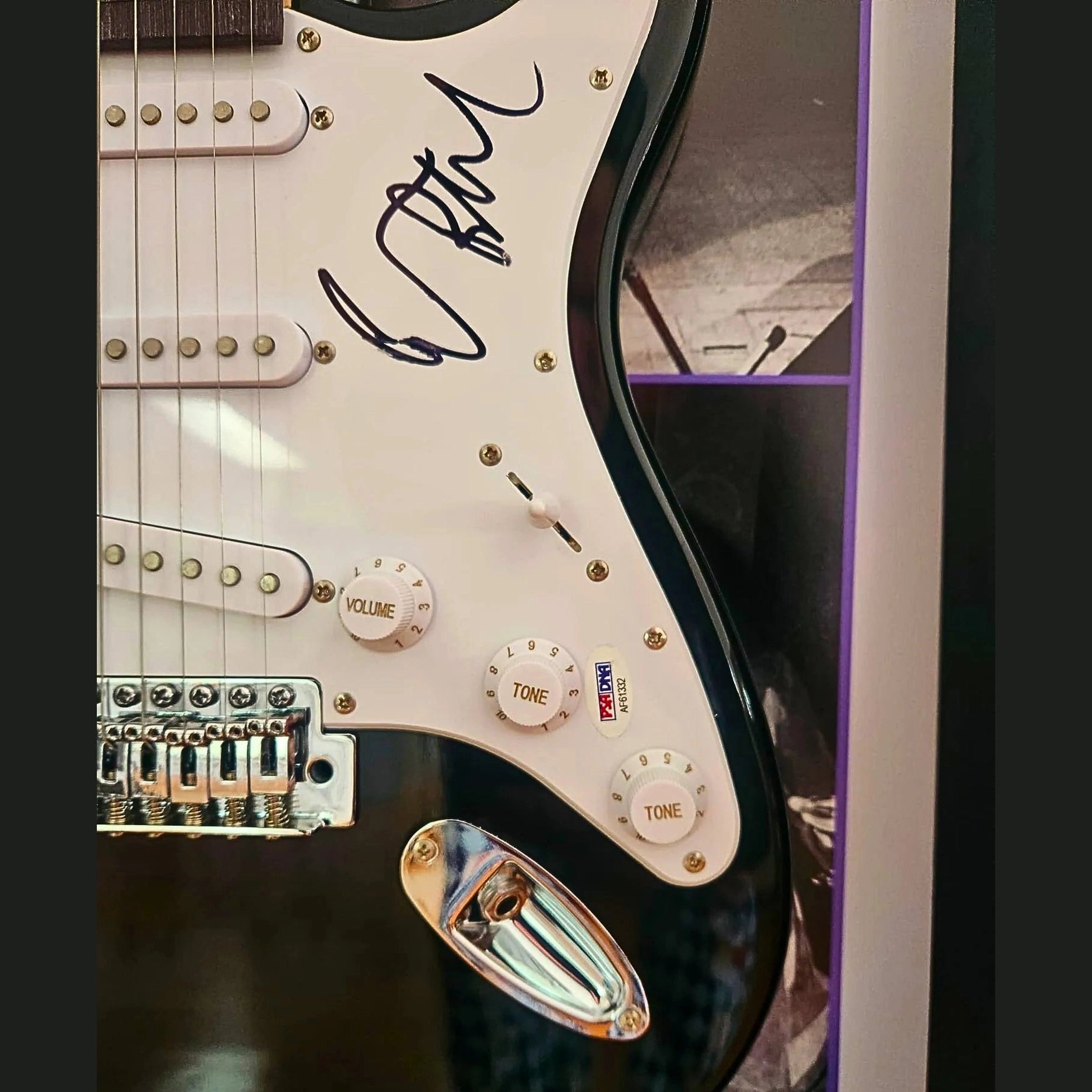 Black Sabbath Signed Electric Guitar **GEEZER BUTLER SIGNATURE** PSA DNA AUTHENTIC - 1of1 Collectables