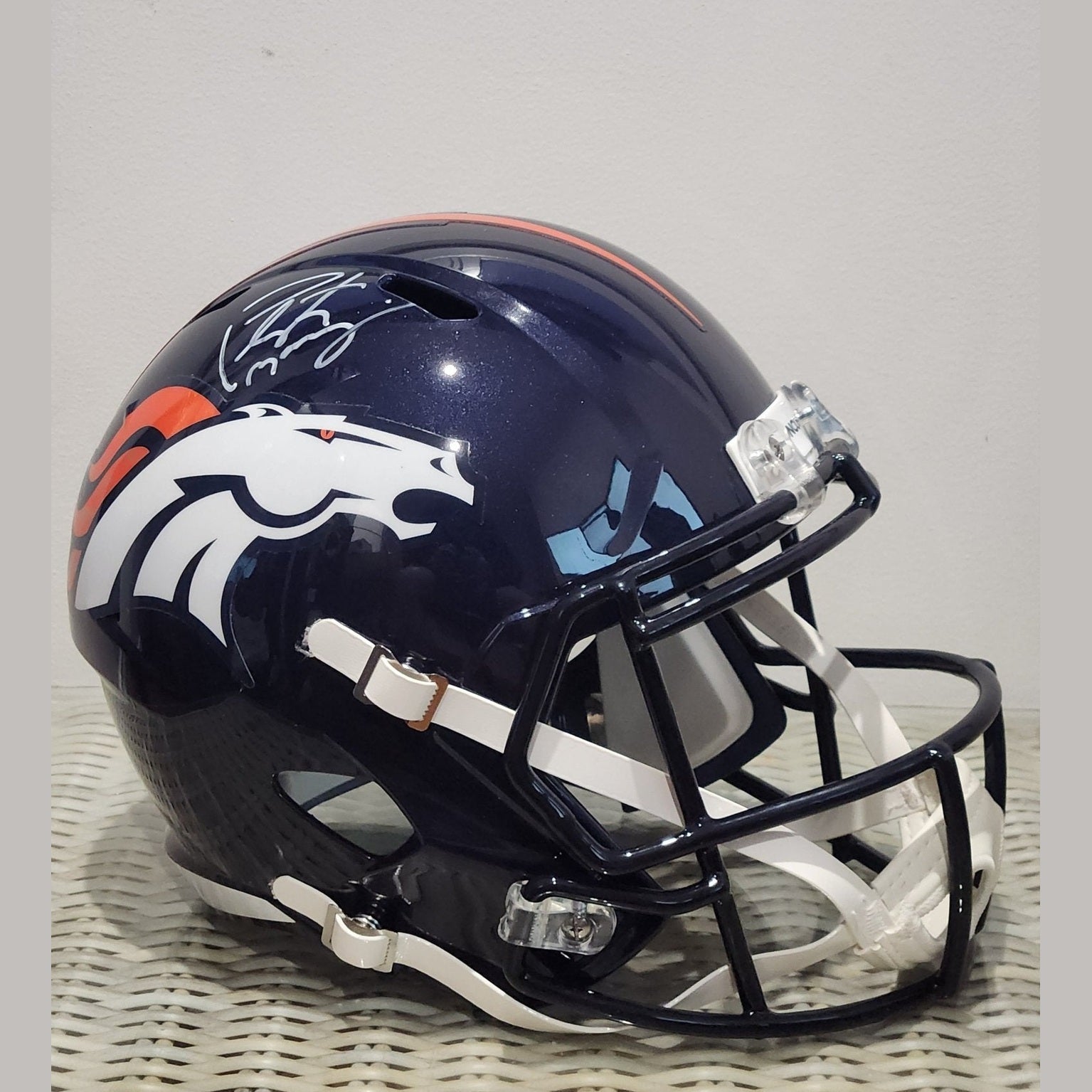 Payton Manning Denver Broncos Autographed Riddell Full Size Helmet **FANATICS AUTHETICATED** - 1of1 Collectables