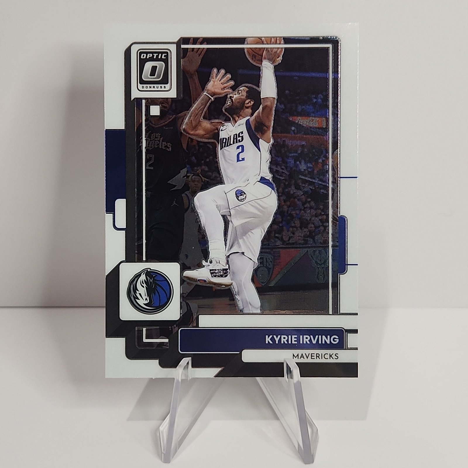 Kyrie Irving 2022/23 Donruss Optic Traded #512